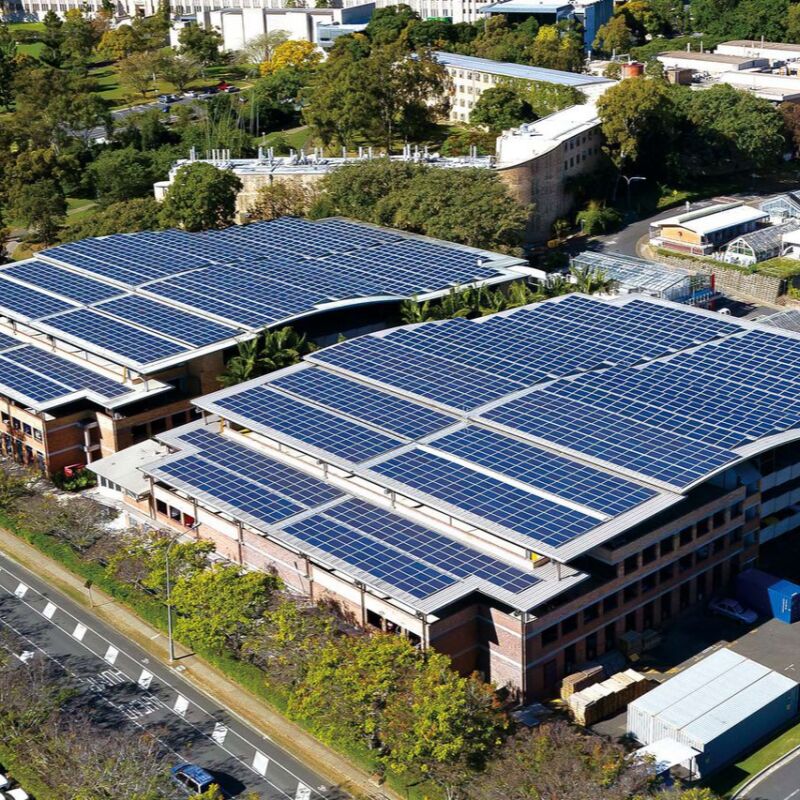 Кронштейны для крепления солнечных панелей на крышах из гофрированного листового металла, обеспечивающие установку и длительный срок службы